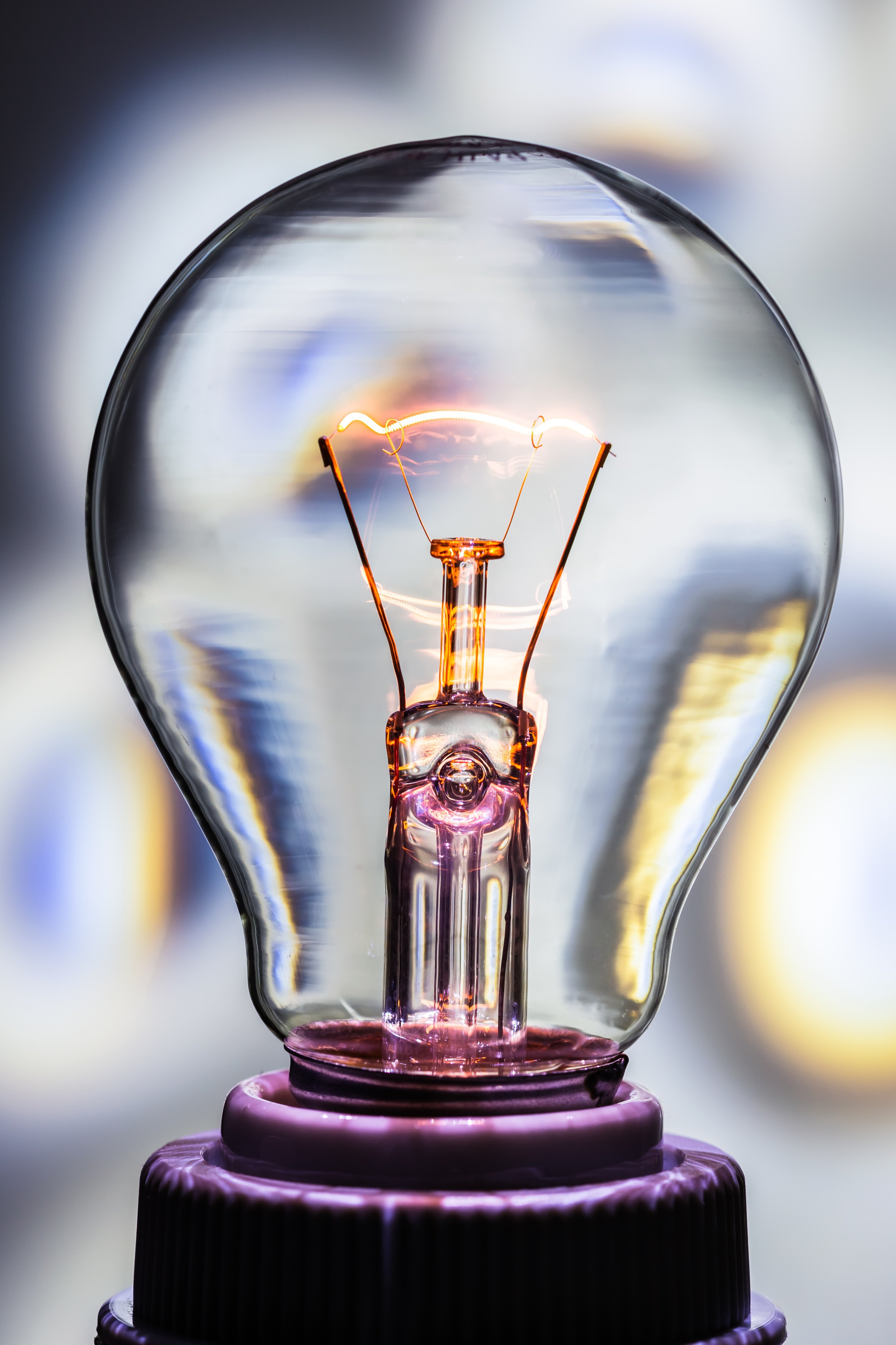 Desligamentos programados de energia atingem diversos bairros de Poços de Caldas nesta semana