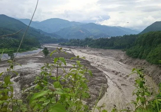 Avalanche no Nepal mata 19 pessoas; 384 turistas estão desaparecidos